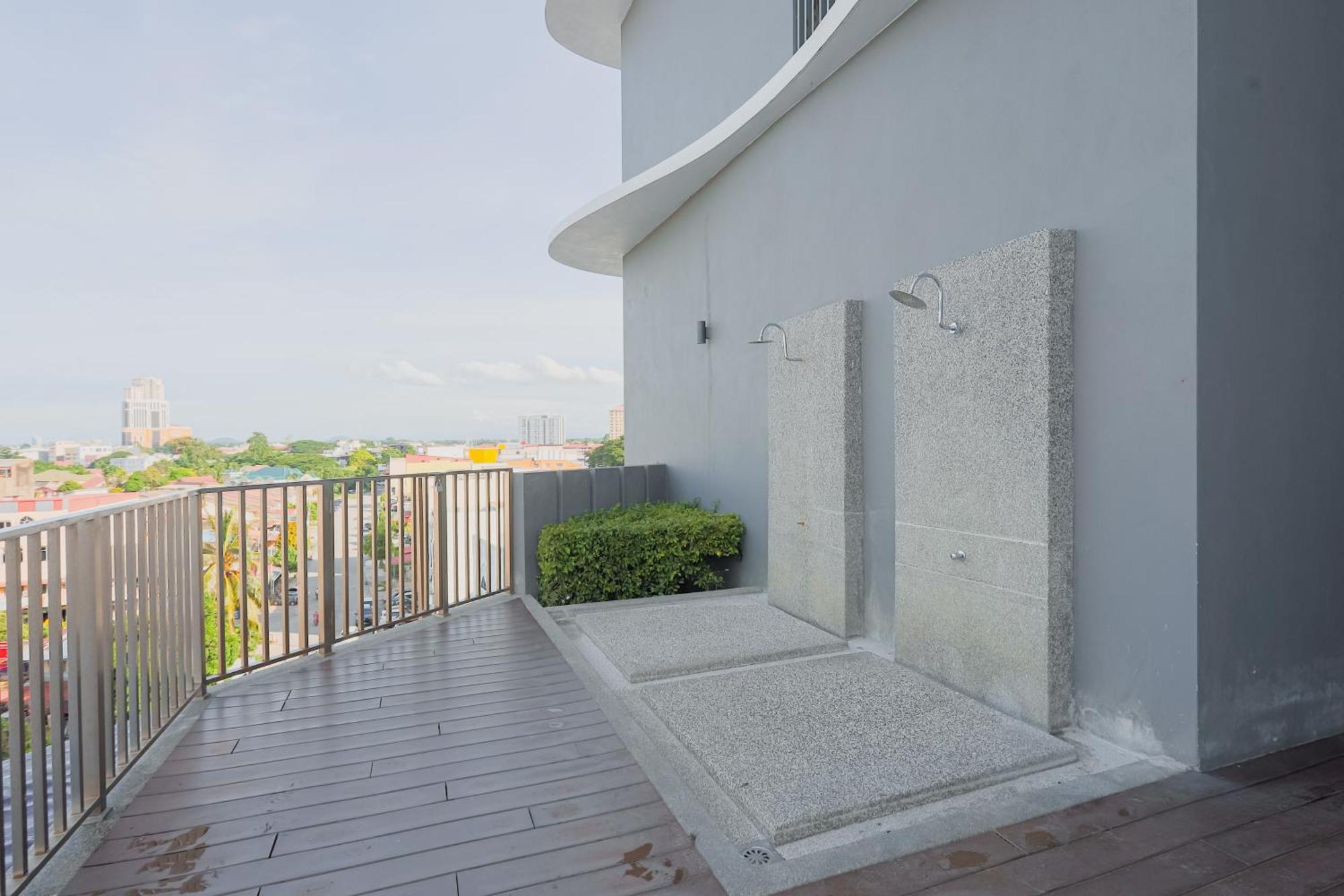 AAIRA Troika Residence,Kota Bharu Bagian luar foto