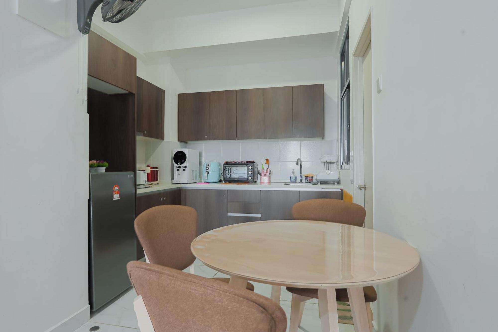 AAIRA Troika Residence,Kota Bharu Bagian luar foto